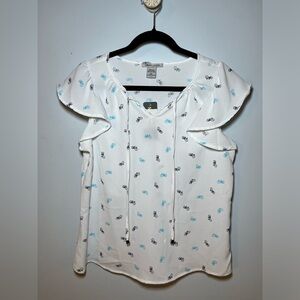 SABRINA LAUREN NEW YORK BICYCLE FLUTTER SLEEVE TIE FRONT BLOUSE. PS NWT